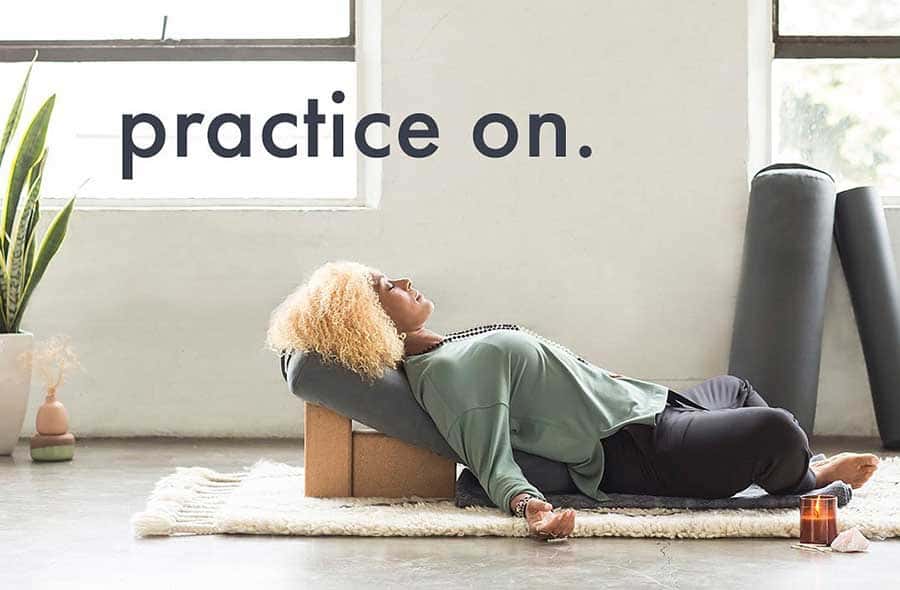 Come scegliere il cuscino giusto per lo yoga?